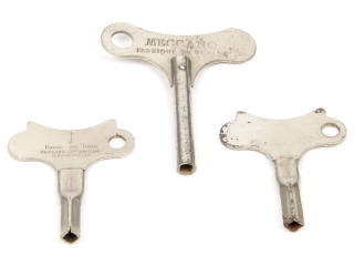 Lot 69 - MECCANO (FRANCE) (3)