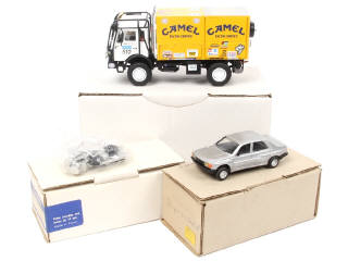 Lot 198 - DIVERS (3)