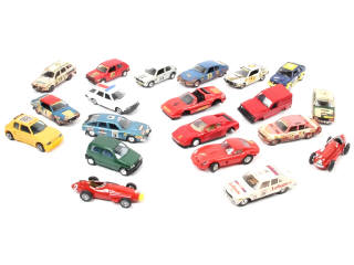 Lot 108 - DIVERS (20)