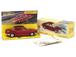 Lot 425 - DINKY TOYS (GB) (1)