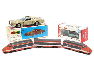 Lot 202 - DIVERS (JAPON) (3)