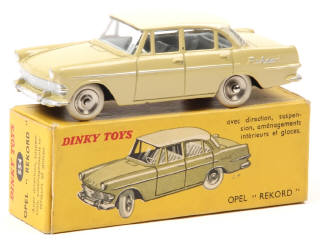 Lot 431 - DINKY TOYS (FRANCE) (1)