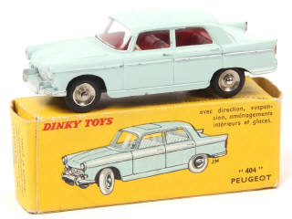 Lot 427 - DINKY TOYS (FRANCE) (1)