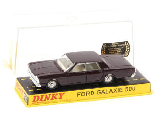 Lot 464 - DINKY TOYS (FRANCE) (1)