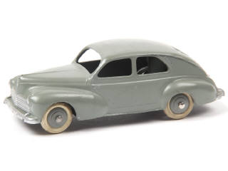Lot 372 - DINKY TOYS (FRANCE) (1)