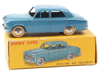 Lot 382 - DINKY TOYS (FRANCE) (1)