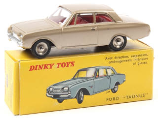 Lot 441 - DINKY TOYS (FRANCE) (1)
