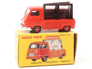 Lot 489 - DINKY TOYS (FRANCE) (1)