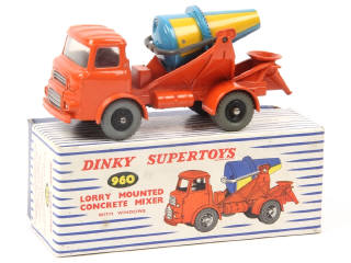 Lot 353 - DINKY TOYS (GB) (1)