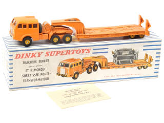 Lot 517 - DINKY TOYS (FRANCE) (1)
