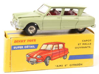Lot 434 - DINKY TOYS (FRANCE) (1)