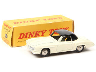 Lot 387 - DINKY TOYS (FRANCE) (1)