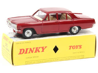 Lot 445 - DINKY TOYS (FRANCE) (1)