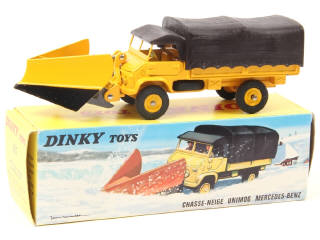 Lot 491 - DINKY TOYS (FRANCE) (1)