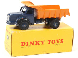 Lot 498 - DINKY TOYS (FRANCE) (1)