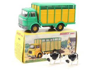 Lot 504 - DINKY TOYS (FRANCE) (1)