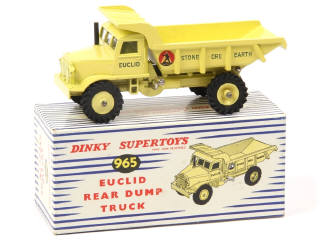 Lot 354 - DINKY TOYS (GB) (1)