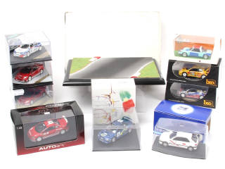 Lot 263 - DIVERS (10)