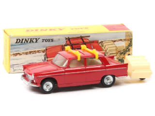 Lot 495 - DINKY TOYS (FRANCE) (1)