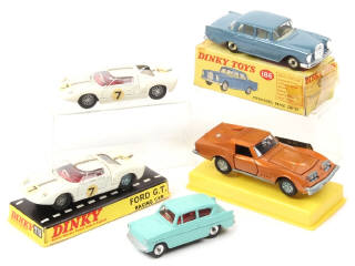 Lot 469 - DINKY TOYS (GB) (5)