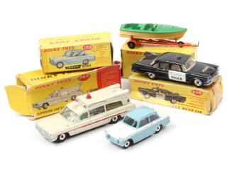 Lot 467 - DINKY TOYS (GB) (4)
