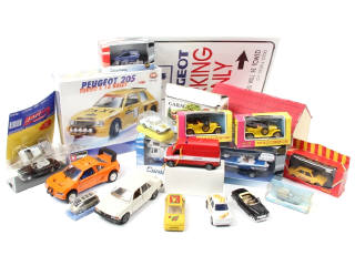 Lot 102 - DIVERS (1)