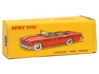 Lot 357 - DINKY TOYS (FRANCE) (1)