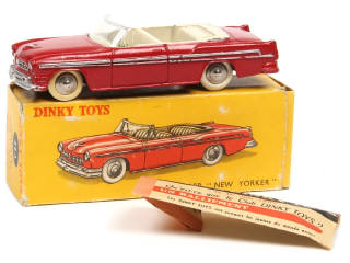 Lot 382 - DINKY TOYS (FRANCE) (1)