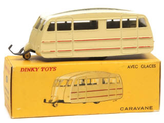 Lot 416 - DINKY TOYS (FRANCE) (1)