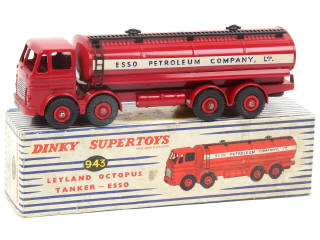 Lot 109 - DINKY TOYS (GB) (1)