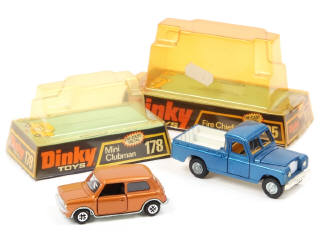Lot 143 - DINKY TOYS (GB) (2)