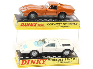 Lot 149 - DINKY TOYS (GB) (2)
