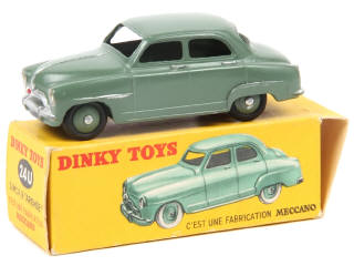 Lot 196 - DINKY TOYS (FRANCE) (1)
