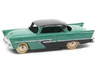 Lot 170 - DINKY TOYS (FRANCE) (1)