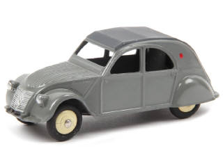 Lot 169 - DINKY TOYS (FRANCE) (1)
