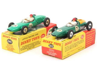 Lot 150 - DINKY TOYS (GB) (2)