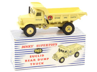 Lot 116 - DINKY TOYS (GB) (1)
