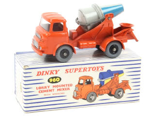 Lot 115 - DINKY TOYS (GB) (1)