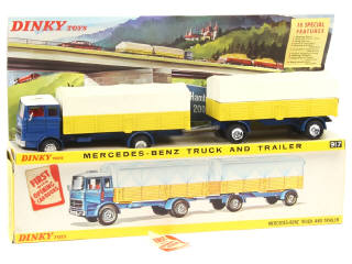Lot 105 - DINKY TOYS (GB) (1)