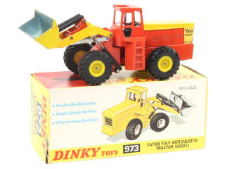 Lot 124 - DINKY TOYS (GB) (1)