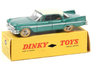 Lot 578 - DINKY TOYS (FRANCE) (1)