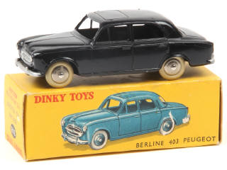Lot 535 - DINKY TOYS (FRANCE) (1)