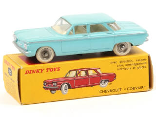 Lot 585 - DINKY TOYS (FRANCE) (1)