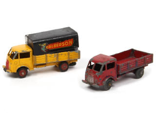 Lot 291 - DINKY TOYS (FRANCE) (2)