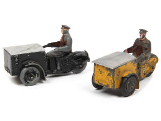 Lot 276 - DINKY TOYS (FRANCE) (2)