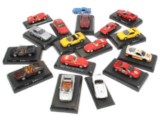 Lot 163 - DIVERS (17)