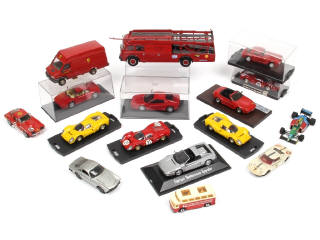 Lot 172 - DIVERS (16)