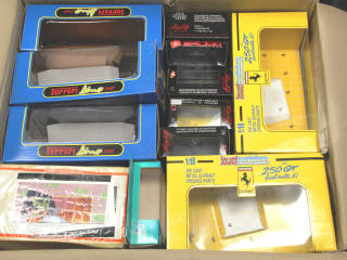 Lot 121 - DIVERS (1)