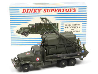 Lot 256 - DINKY TOYS (FRANCE) (1)