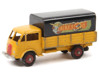 Lot 374 - DINKY TOYS (FRANCE) (1)